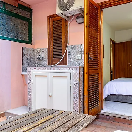 Capo D'argento Daire SantʼAlessio Siculo